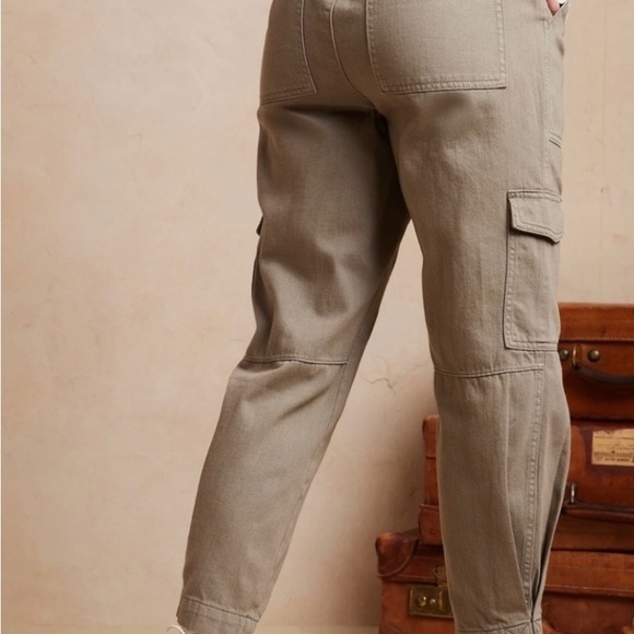 Women's Olive Cargo Pants - Picture 2 of 3